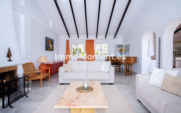 Wiederverkauf - Freistehende Villa - Marbella - Elviria