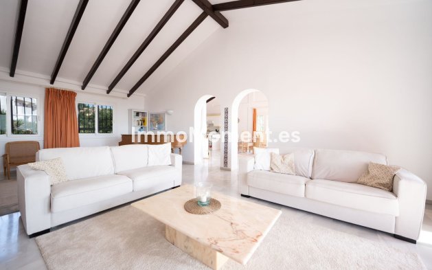 Wiederverkauf - Freistehende Villa - Marbella - Elviria