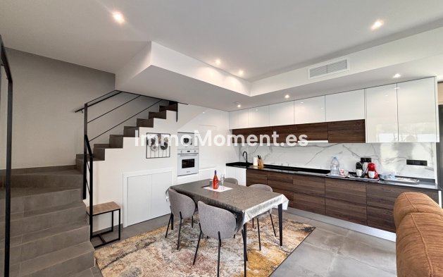 Bestaande woning - Vrijstaande villa - Orihuela - Villamartin