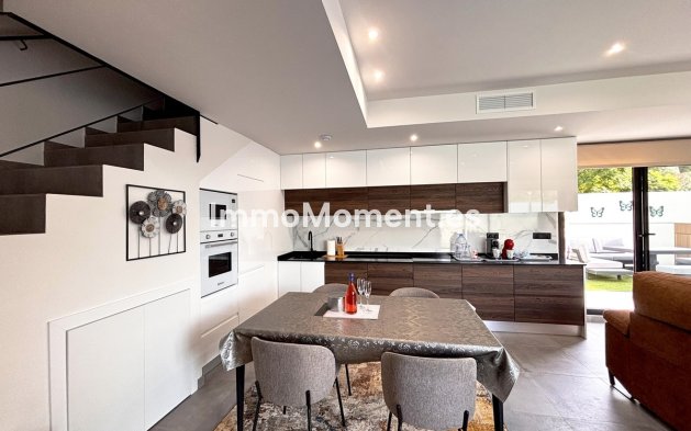 Bestaande woning - Vrijstaande villa - Orihuela - Villamartin