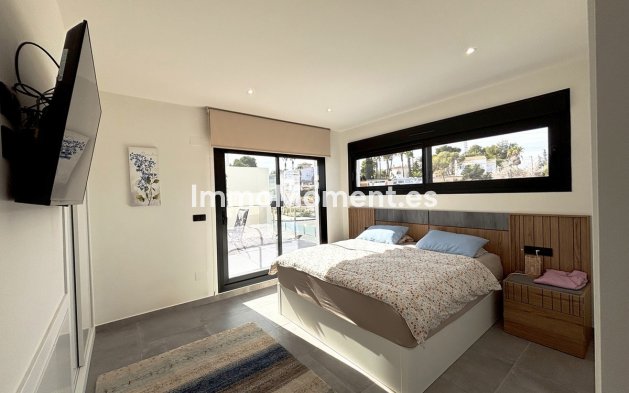 Bestaande woning - Vrijstaande villa - Orihuela - Villamartin