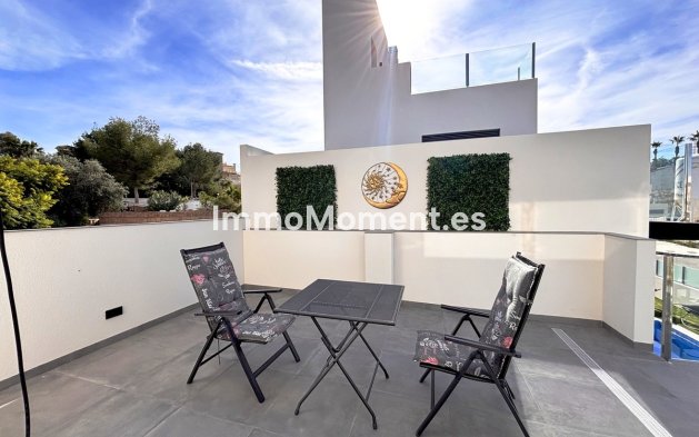 Bestaande woning - Vrijstaande villa - Orihuela - Villamartin
