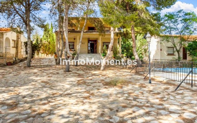 Bestaande woning - Vrijstaande villa - Torrevieja - Torrevieja Centro