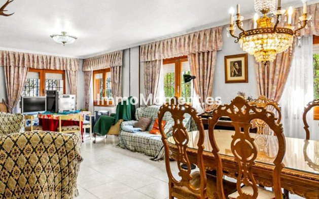 Bestaande woning - Vrijstaande villa - Torrevieja - Torrevieja Centro