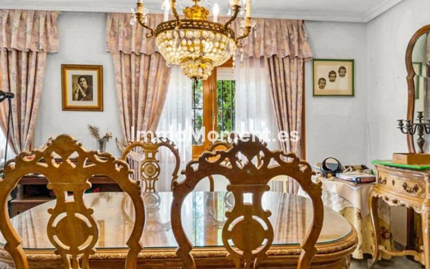 Bestaande woning - Vrijstaande villa - Torrevieja - Torrevieja Centro