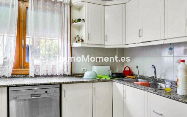 Bestaande woning - Vrijstaande villa - Torrevieja - Torrevieja Centro