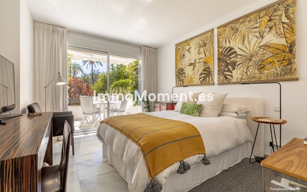 Resale - Apartment - Estepona - Estepona Centro