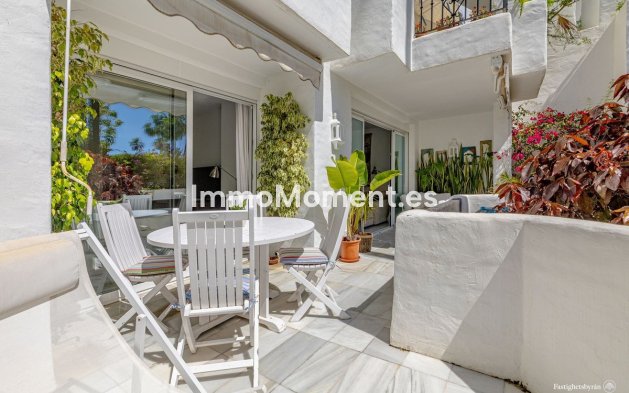 Resale - Apartment - Estepona - Estepona Centro
