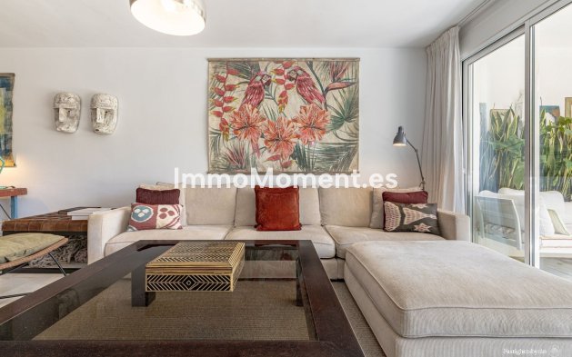 Resale - Apartment - Estepona - Estepona Centro