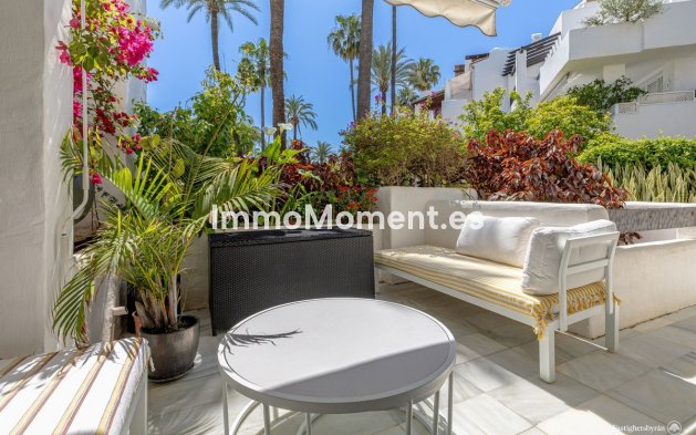 Resale - Apartment - Estepona - Estepona Centro