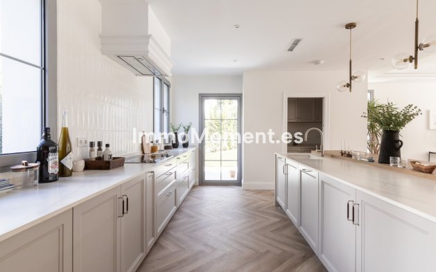 Resale - Detached villa - Benahavís - Los Arqueros