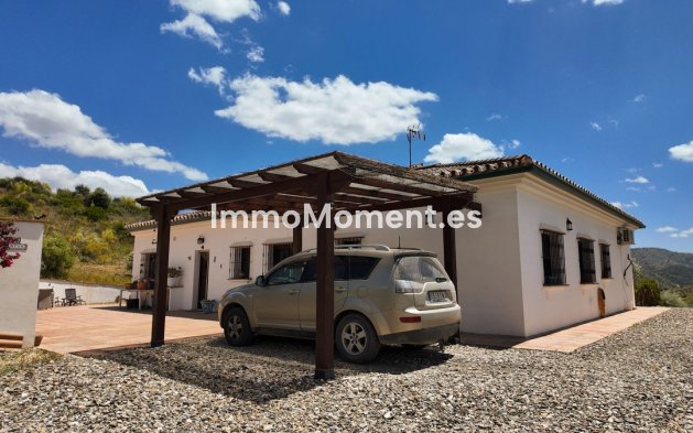 Reventa - Villa independiente - Interior  - Alora