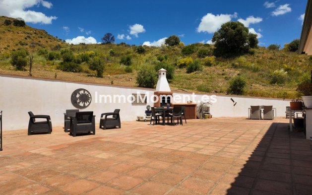 Reventa - Villa independiente - Interior  - Alora