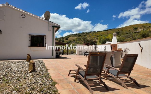 Reventa - Villa independiente - Interior  - Alora