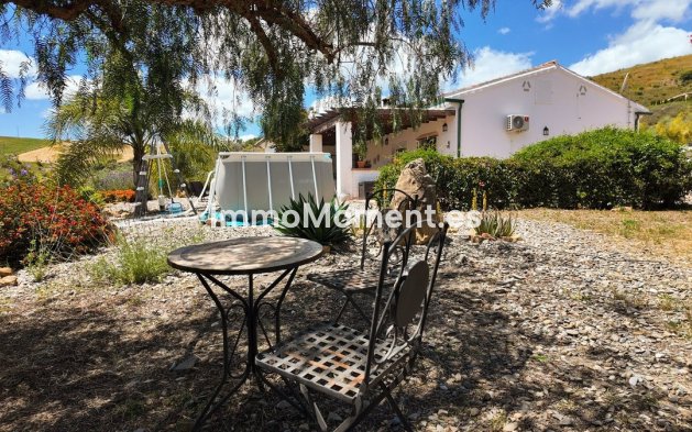 Reventa - Villa independiente - Interior  - Alora