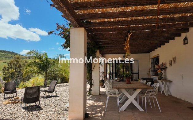Reventa - Villa independiente - Interior  - Alora