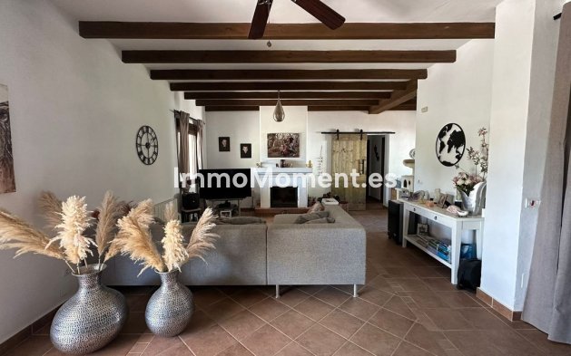 Reventa - Villa independiente - Interior  - Alora
