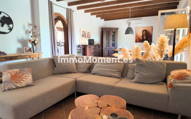 Reventa - Villa independiente - Interior  - Alora