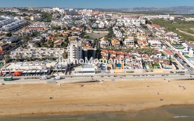 Resale - Detached villa - Torrevieja - Torrevieja Centro