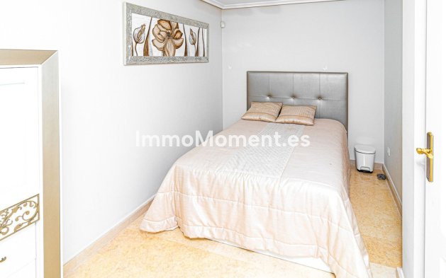 Resale - Detached villa - Torrevieja - Torrevieja Centro