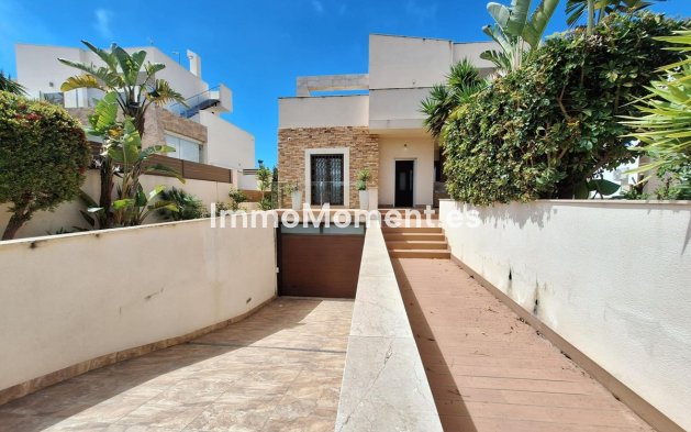 Wiederverkauf - Freistehende Villa - Torrevieja - Torrevieja Centro