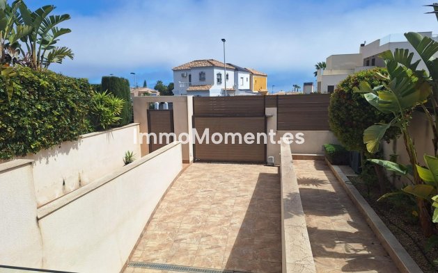 Wiederverkauf - Freistehende Villa - Torrevieja - Torrevieja Centro