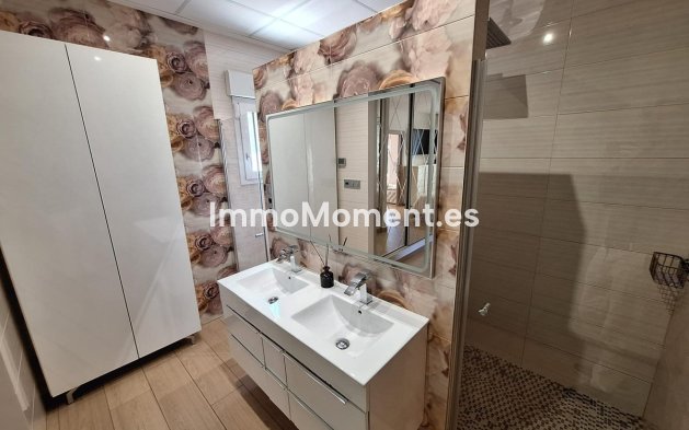 Wiederverkauf - Freistehende Villa - Torrevieja - Torrevieja Centro