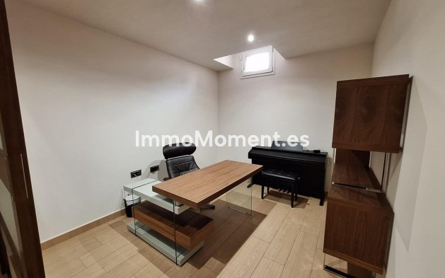 Wiederverkauf - Freistehende Villa - Torrevieja - Torrevieja Centro
