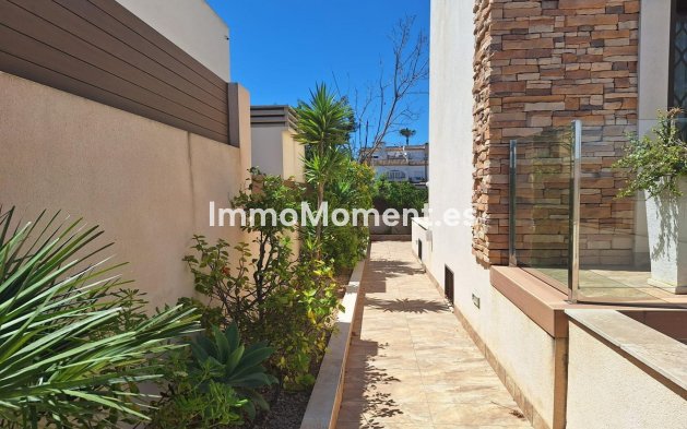 Wiederverkauf - Freistehende Villa - Torrevieja - Torrevieja Centro
