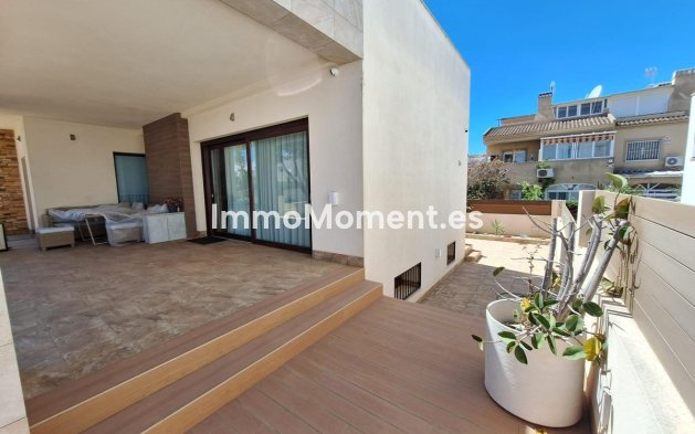 Wiederverkauf - Freistehende Villa - Torrevieja - Torrevieja Centro