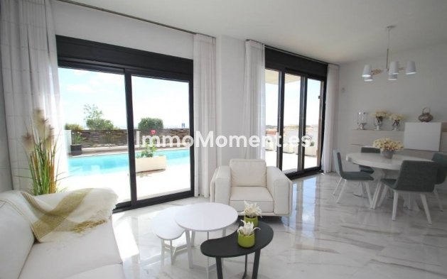 Wiederverkauf - Freistehende Villa - Orihuela - Orihuela Costa