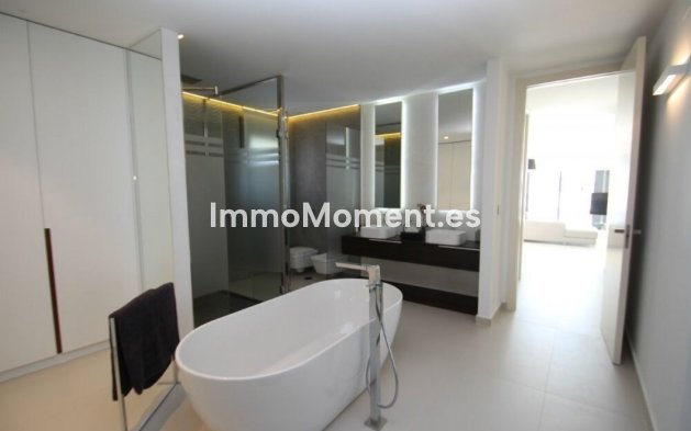 Wiederverkauf - Freistehende Villa - Orihuela - Orihuela Costa