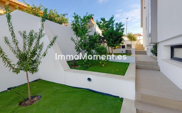 Resale - Detached villa - Torrevieja - Torrevieja Centro