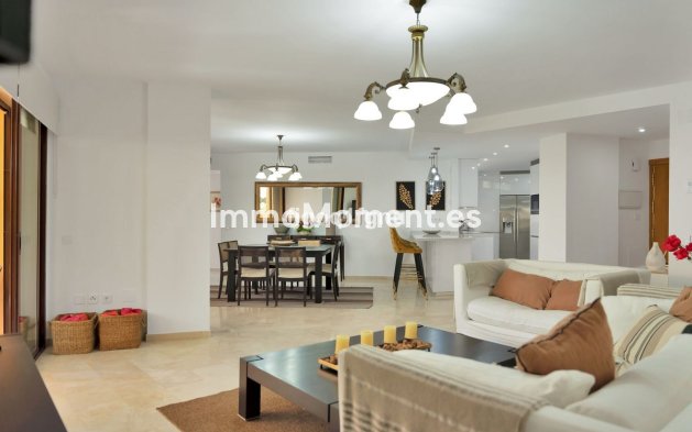 Reventa - Apartamento - Estepona  - Costalita