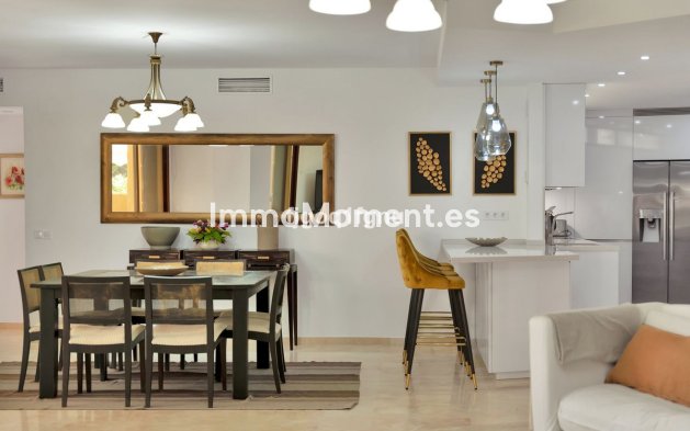 Reventa - Apartamento - Estepona  - Costalita