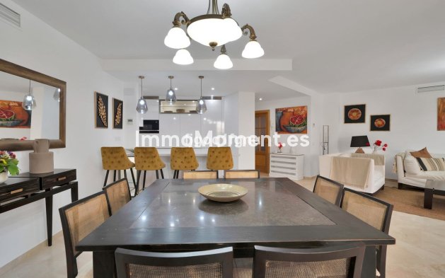 Reventa - Apartamento - Estepona  - Costalita