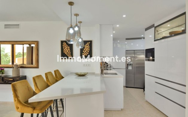 Reventa - Apartamento - Estepona  - Costalita
