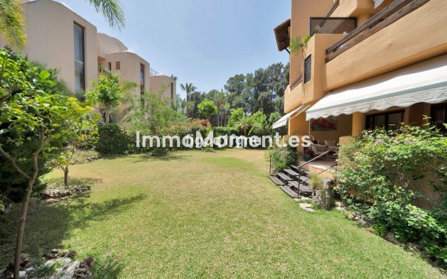 Reventa - Apartamento - Estepona  - Costalita