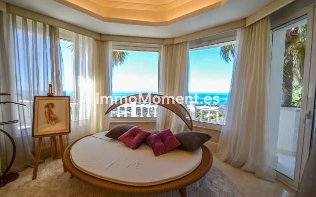 Resale - Detached villa - Marbella - Altos de los Monteros