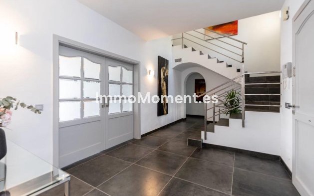 Wiederverkauf - Freistehende Villa - Marbella - Marbella Centro