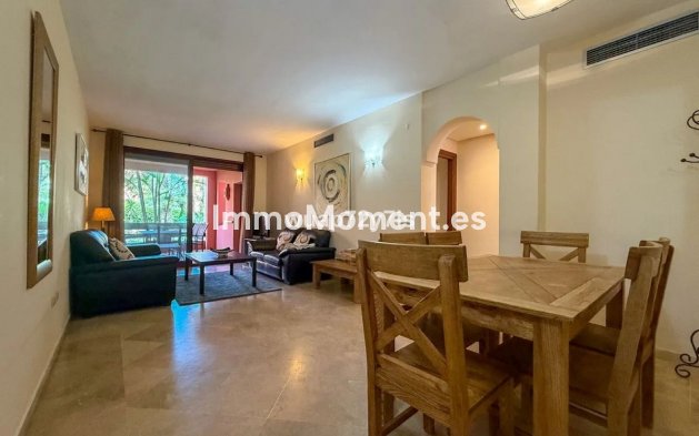 Resale - Apartment - Marbella - Las Chapas