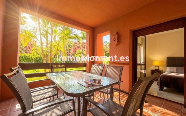 Resale - Apartment - Marbella - Las Chapas