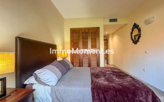 Resale - Apartment - Marbella - Las Chapas
