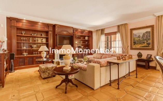 Wiederverkauf - Freistehende Villa - Marbella - Guadalmina Alta