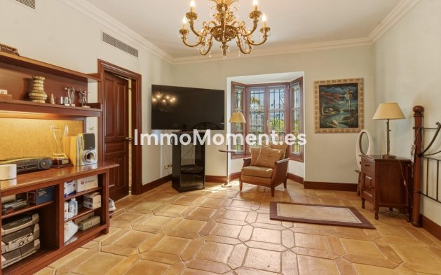Wiederverkauf - Freistehende Villa - Marbella - Guadalmina Alta