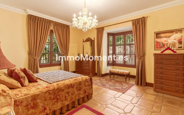 Wiederverkauf - Freistehende Villa - Marbella - Guadalmina Alta