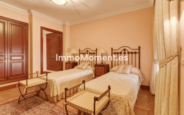 Wiederverkauf - Freistehende Villa - Marbella - Guadalmina Alta