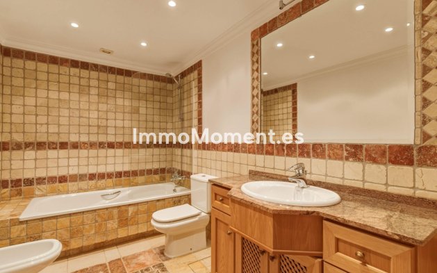 Wiederverkauf - Freistehende Villa - Marbella - Guadalmina Alta