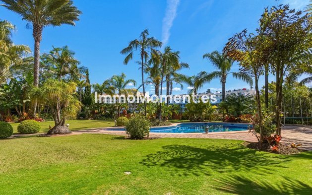 Wiederverkauf - Freistehende Villa - Marbella - Guadalmina Alta