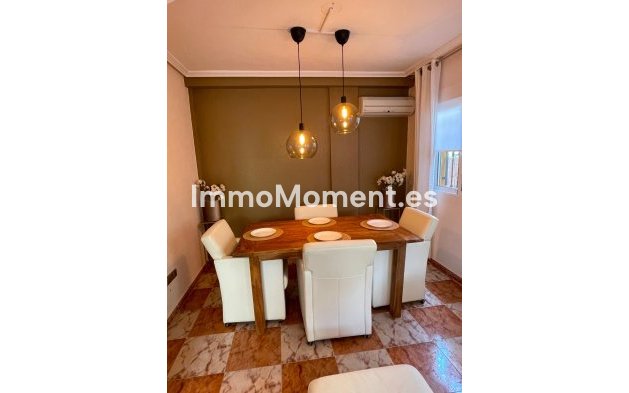 Wiederverkauf - Freistehende Villa - Orihuela - La Regia